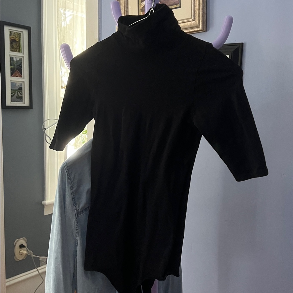 Commando Ballet Short Sleeve Turtleneck Thong Bodysuit - Picture 4 of 6